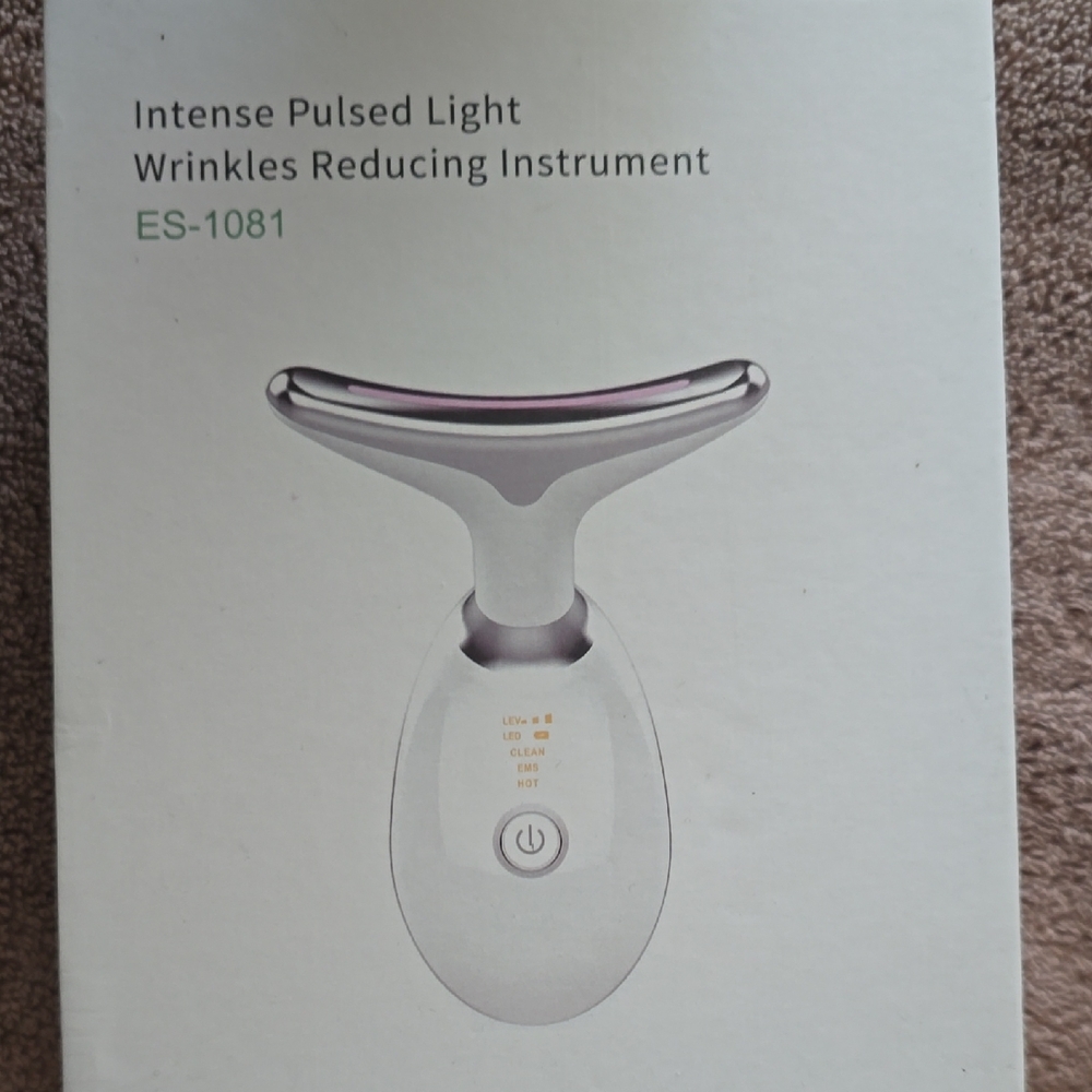 Intense Pulsed Light Wrinkles Reducing Instrument ES-1081 - White & Silver